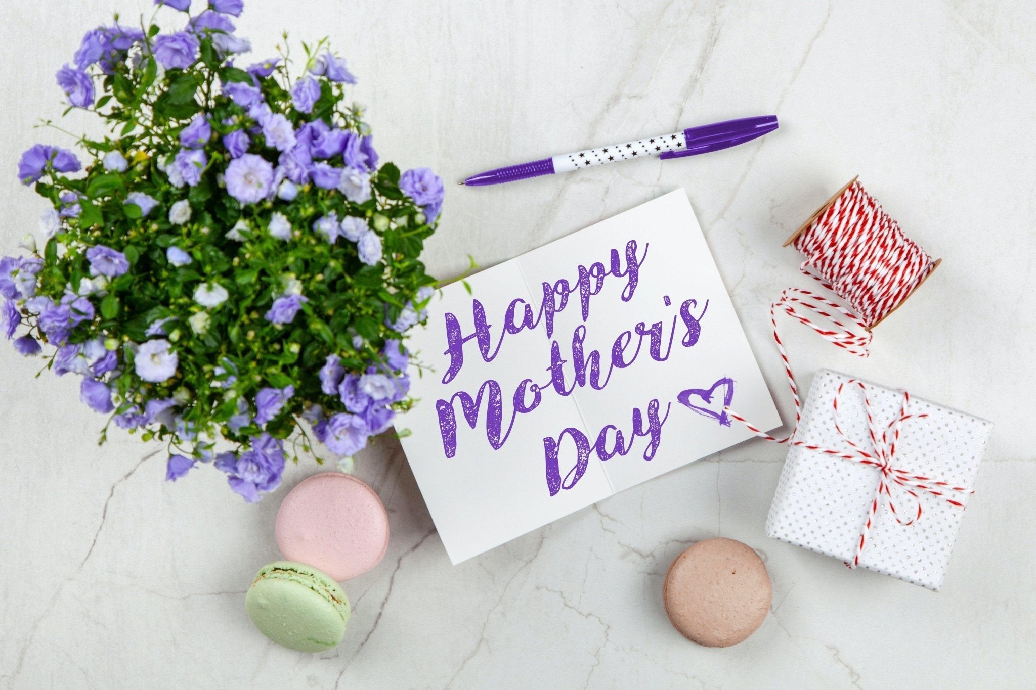 Special Gift for Mother‘s,Flowers,Cards and the Blessings from your heart