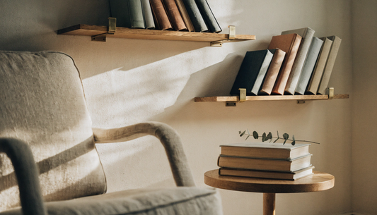 15 Creative Ways to Organize Your Books in Small Spaces Without a Bookcase or Bookshelf