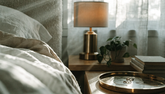 18 Stylish Bedside Table Decor Ideas for a Calm, Beautiful Bedroom