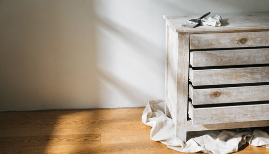 Whitewashed Wood Furniture: Getting the Finish Right at Home