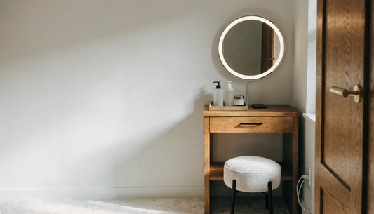 16 Corner Makeup Vanity Ideas for a Space-Saving Beauty Corner
