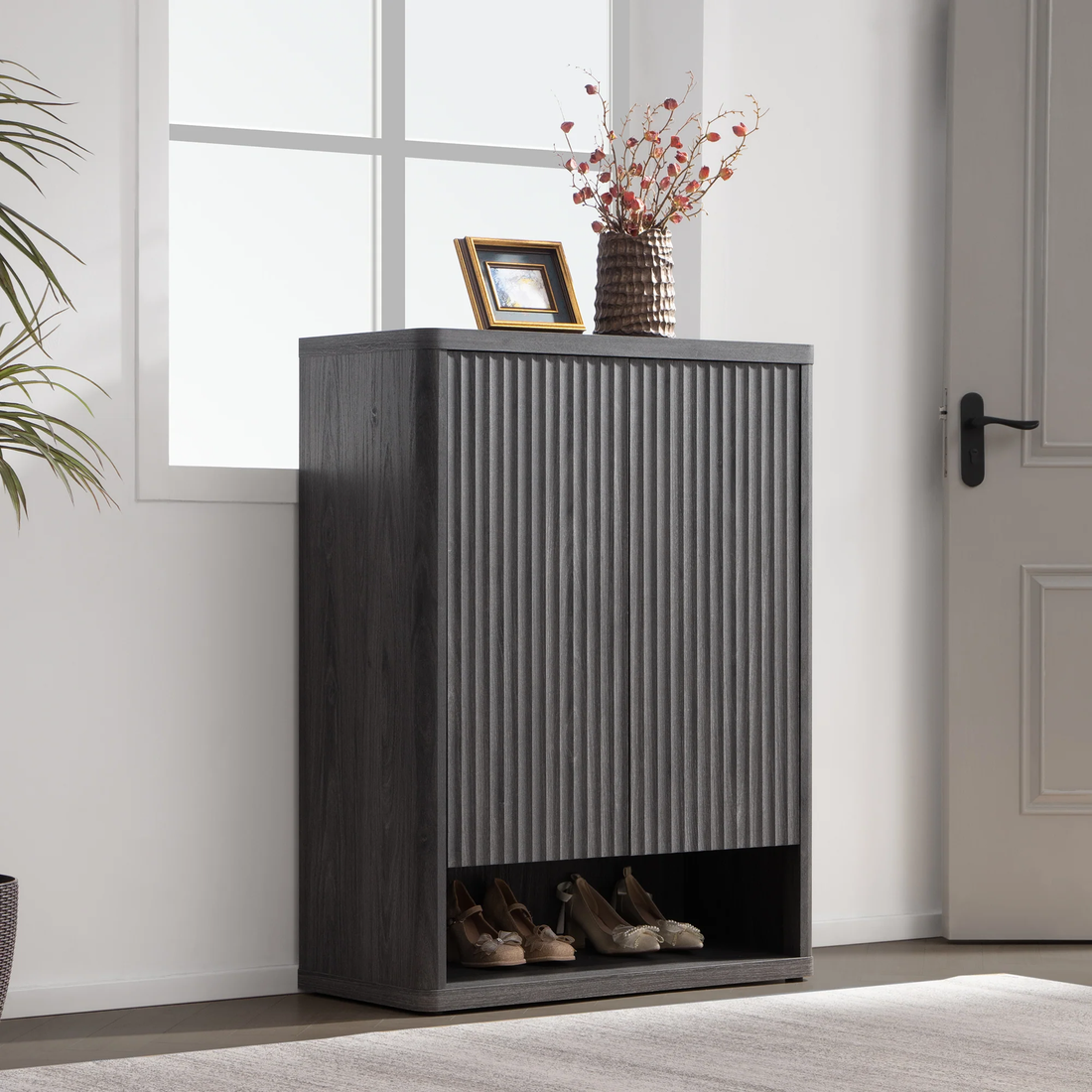 How to Organize Shoes in the Closet: Smart, Stylish, and Space-Saving Solutions