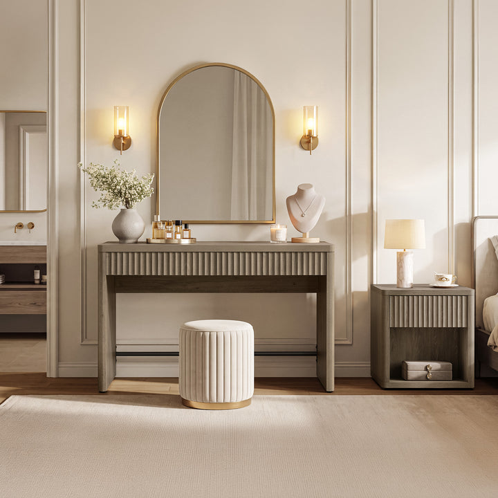 Cas Computer Desk, Fluted Style