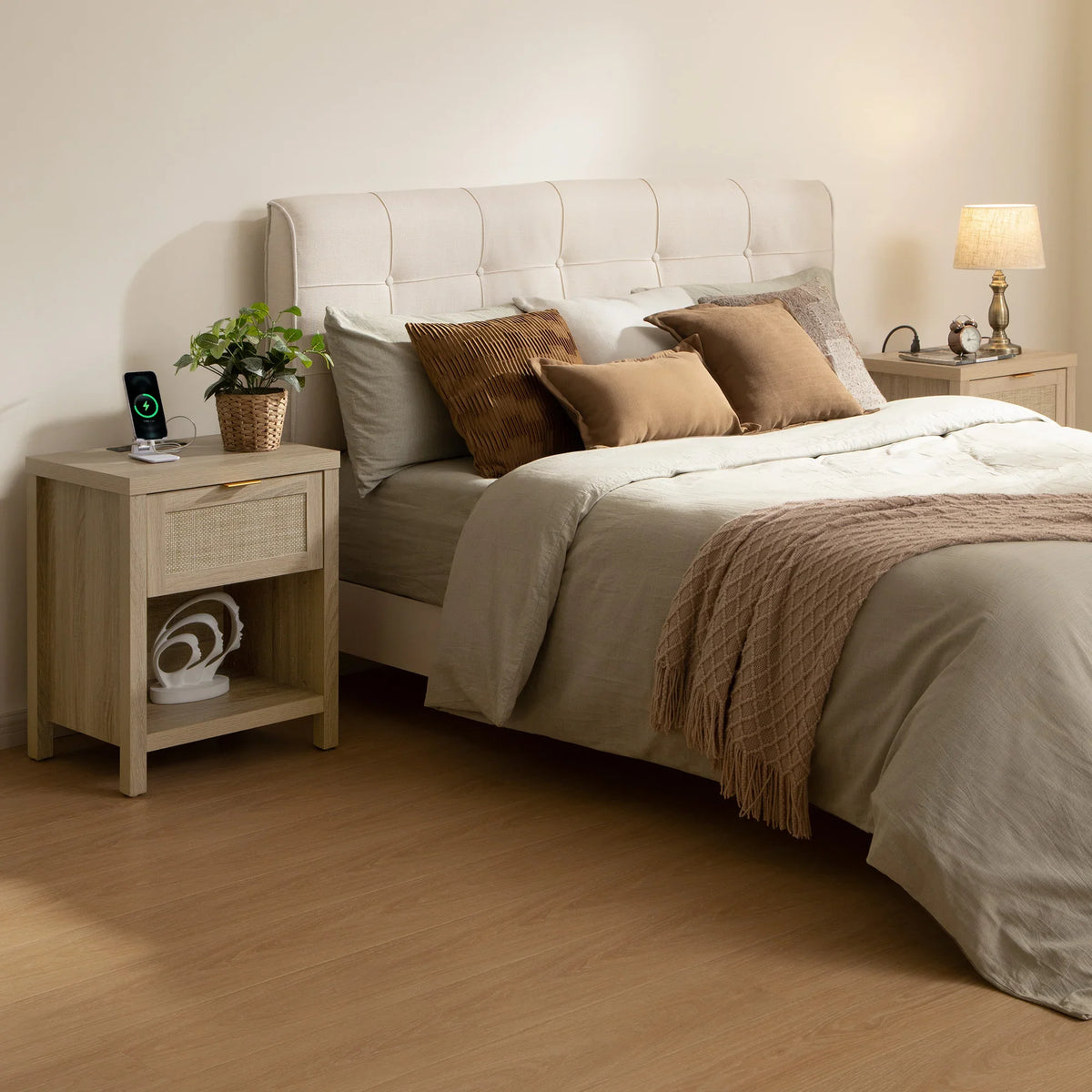 Savanna Nightstand with Charge Station