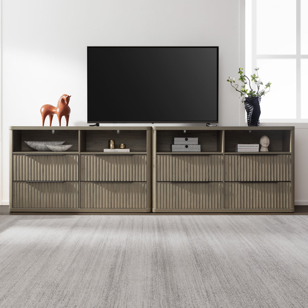 Cas 4 Drawer dresser with Open Shelf