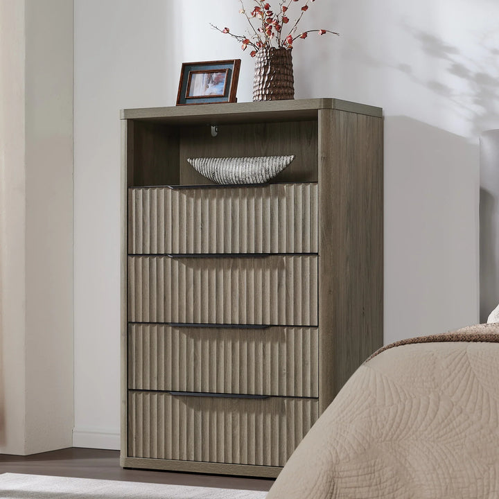 Cas Dresser with 4 Drawers