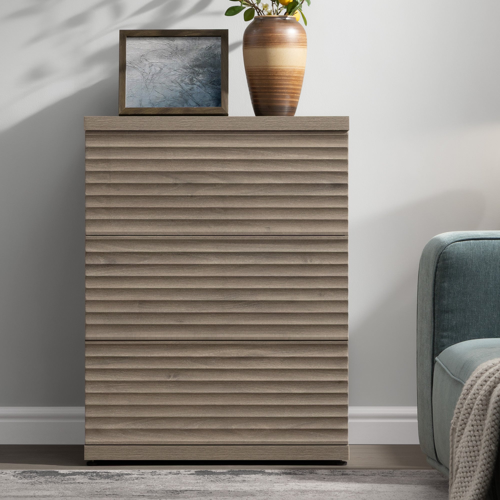 Stria Sectional 9-Drawer Dresser, Large Storage