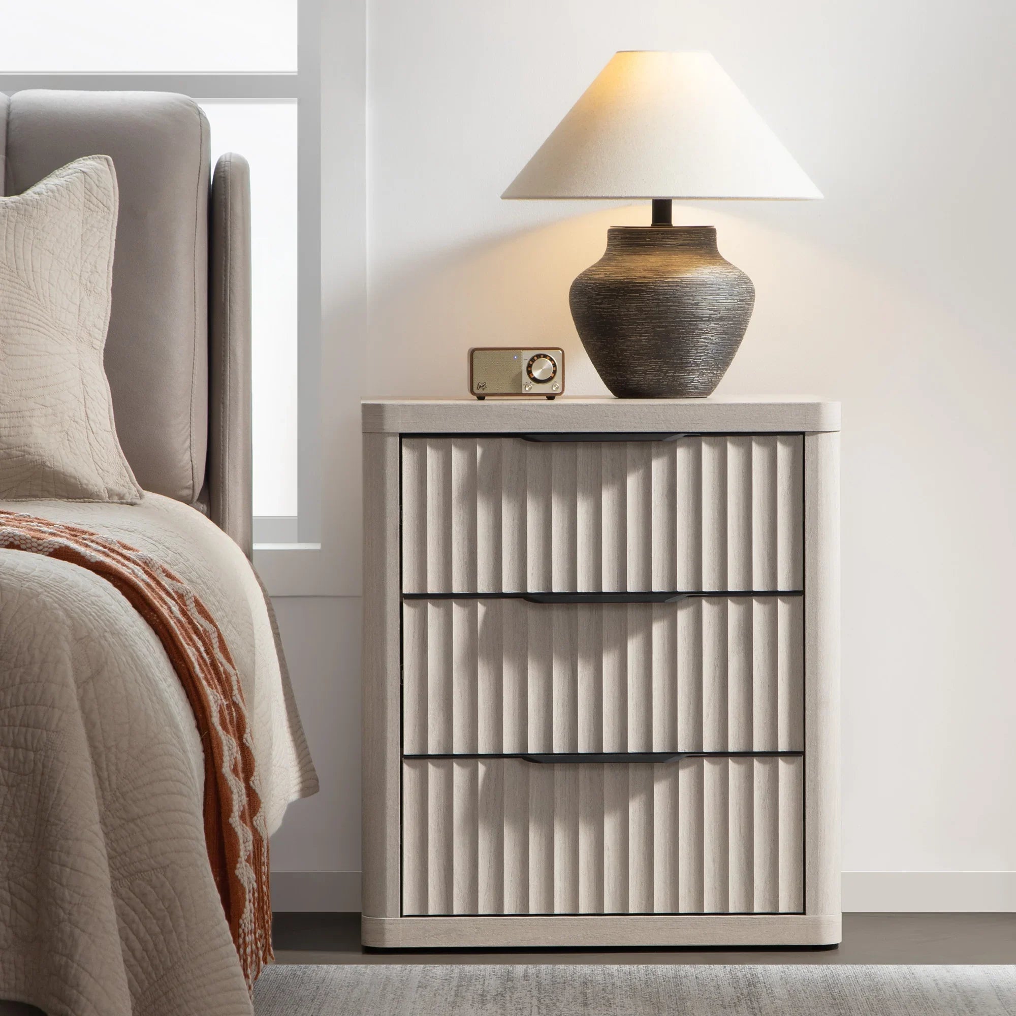 Cas 3 Drawers Nightstand with Black Handle