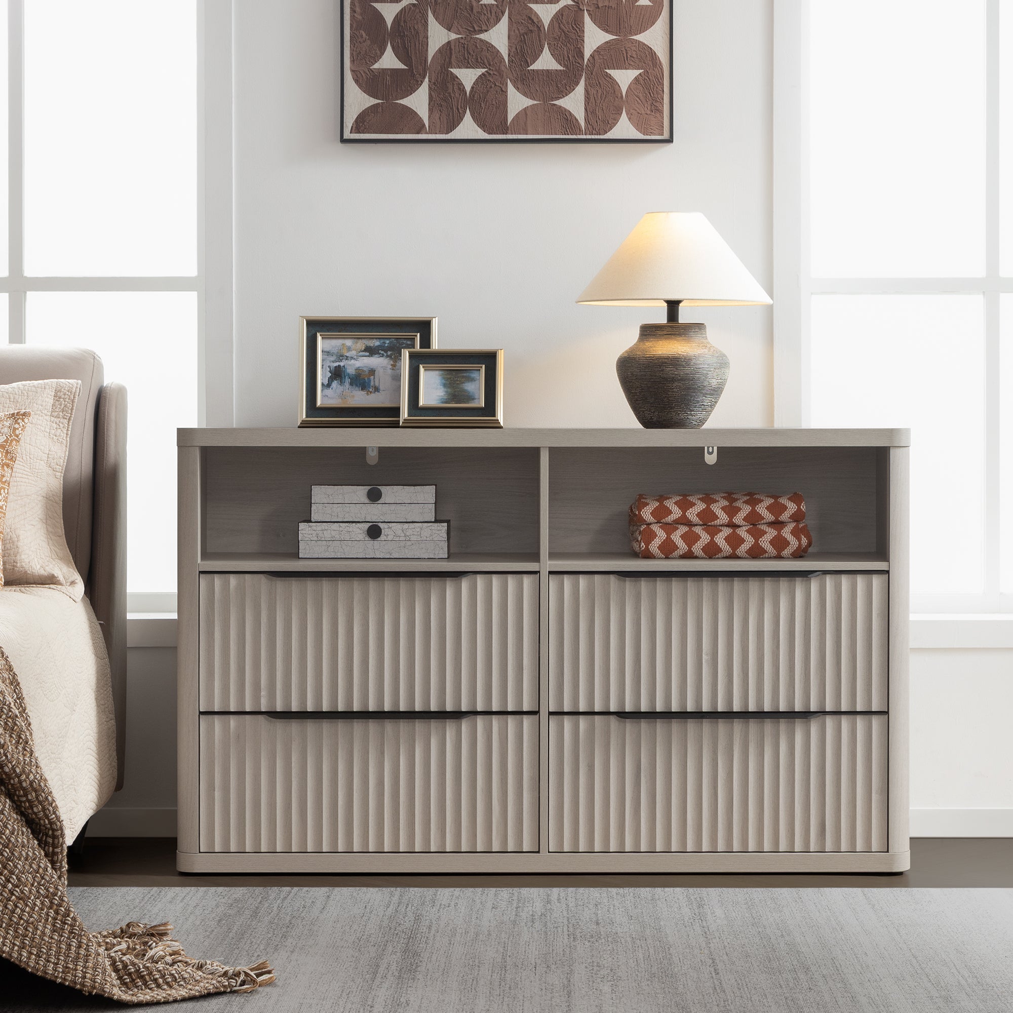 Cas 4 Drawer dresser with Open Shelf