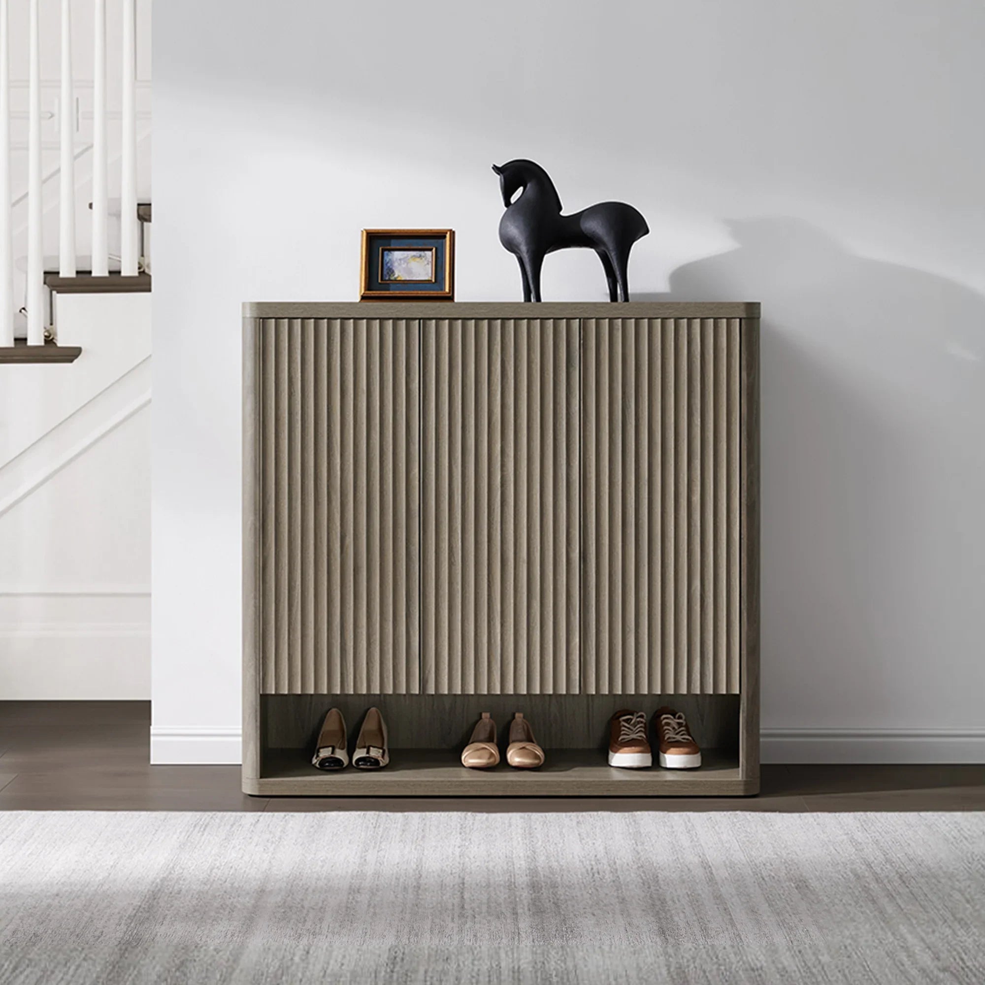 Cas Shoe Storage Cabinet with Doors