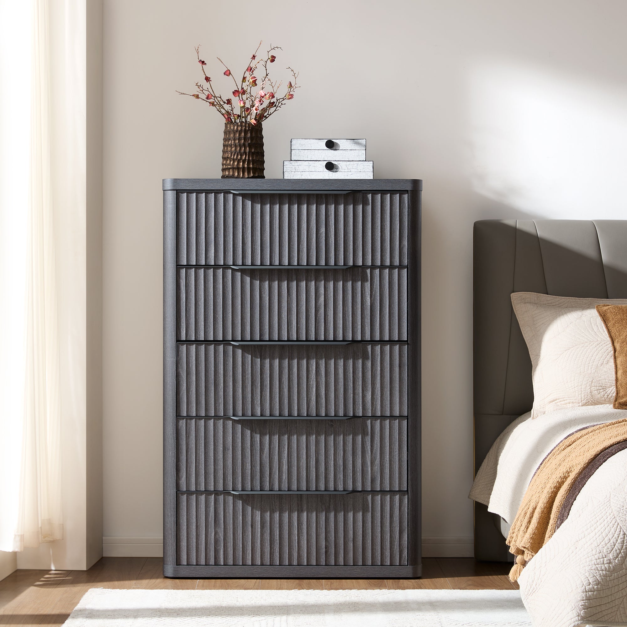 Cas Modern 5-Drawer Dresser, 50.7 Inches Tall
