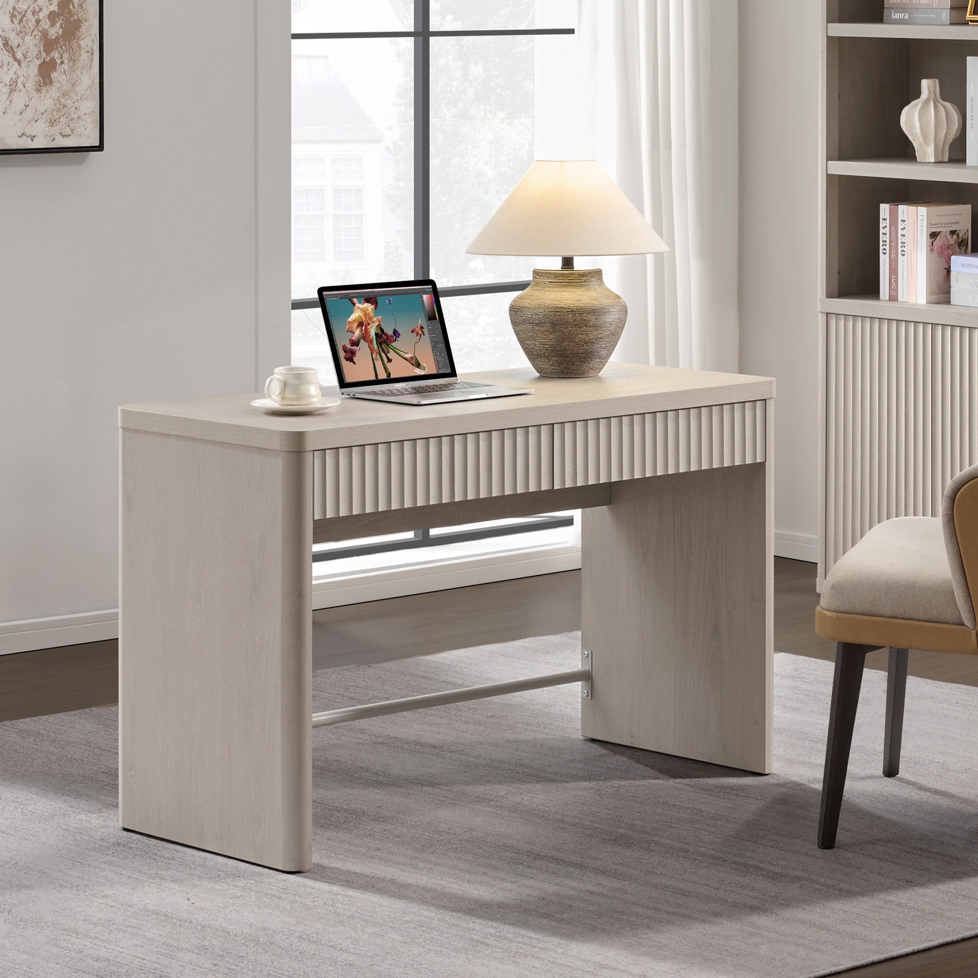 Cas Computer Desk, Fluted Style