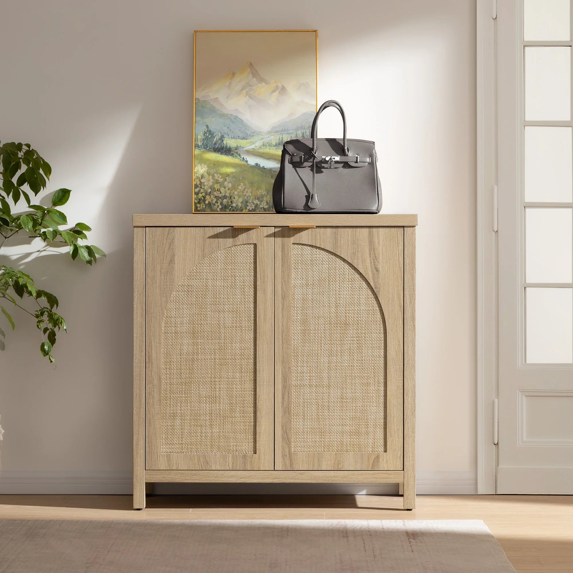 Savanna Cabinet with Arched Doors