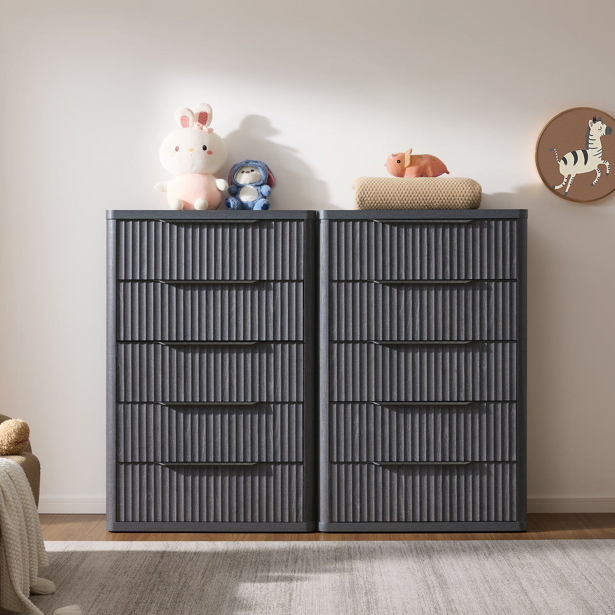 Cas 50.7Inch Tall Dresser, 5 Drawers