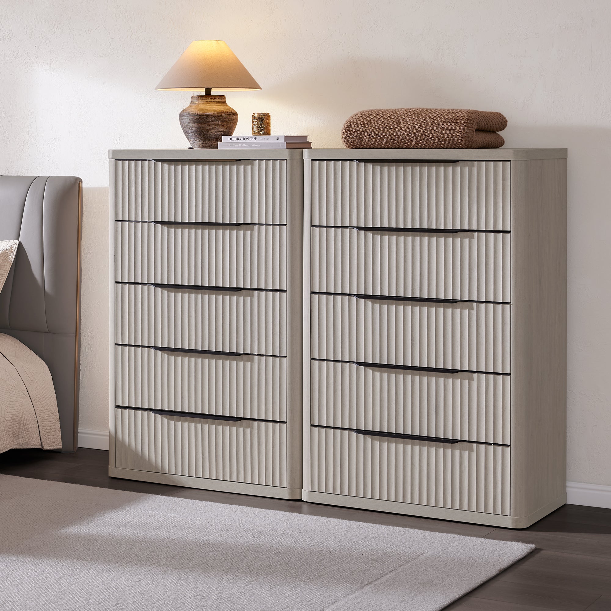 Cas Modern 5-Drawer Dresser, 50.7 Inches Tall