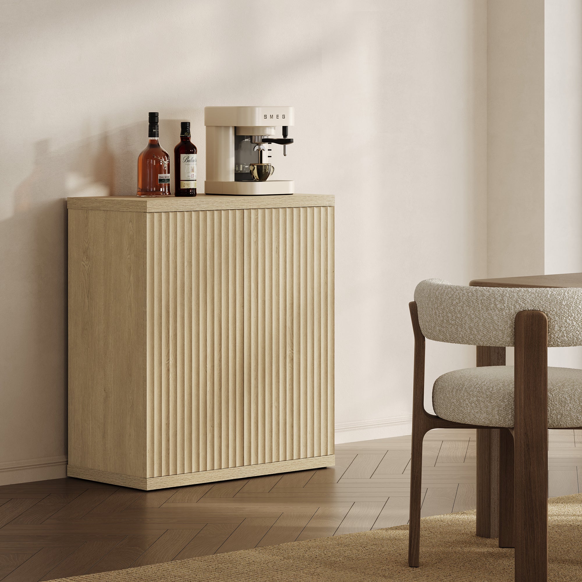 Stria Sideboard with 2 Doors, Fluted Style