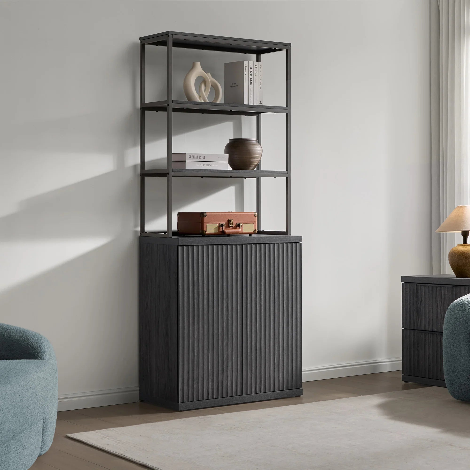 Stria Bookshelf, 2 Doors