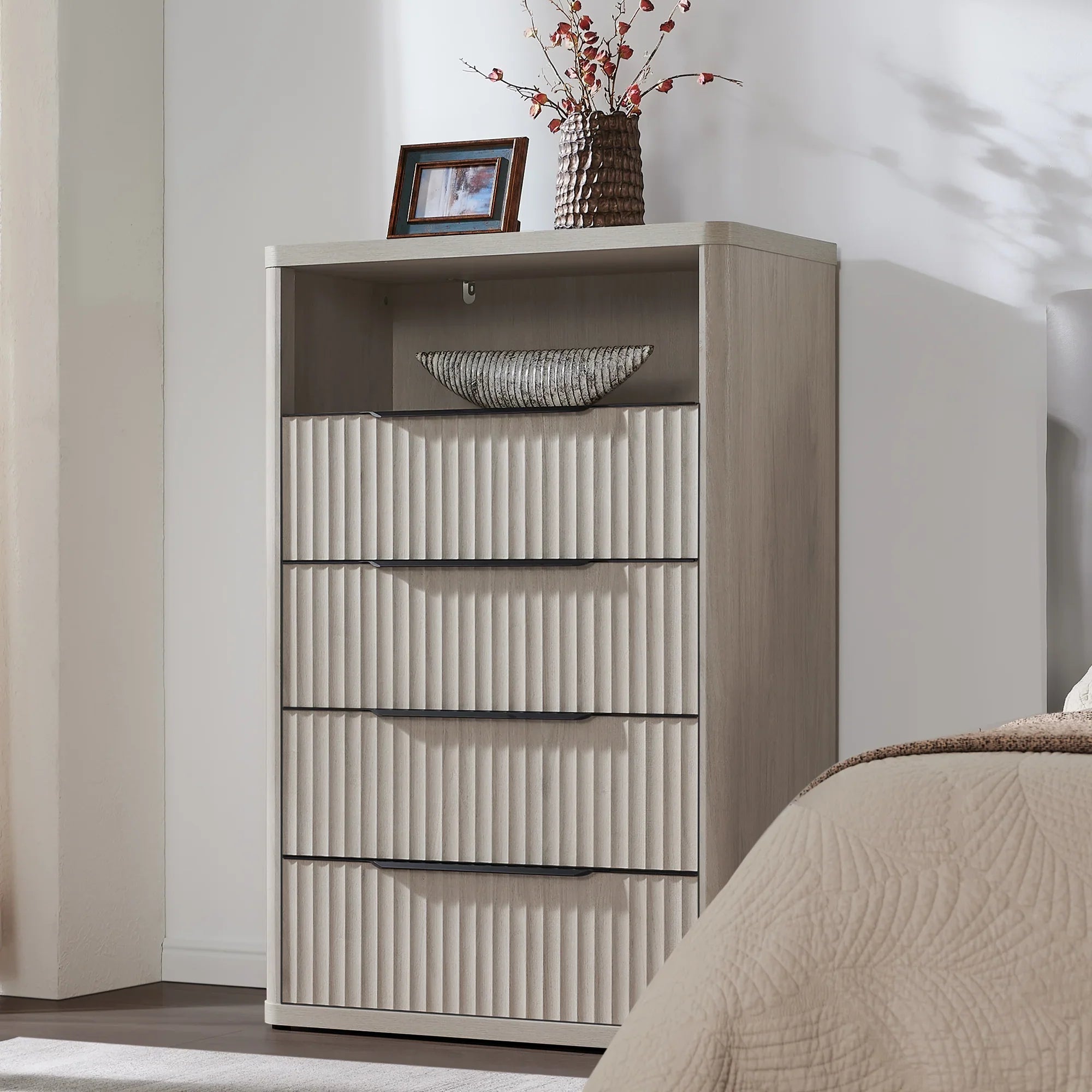 Cas Dresser with 4 Drawers