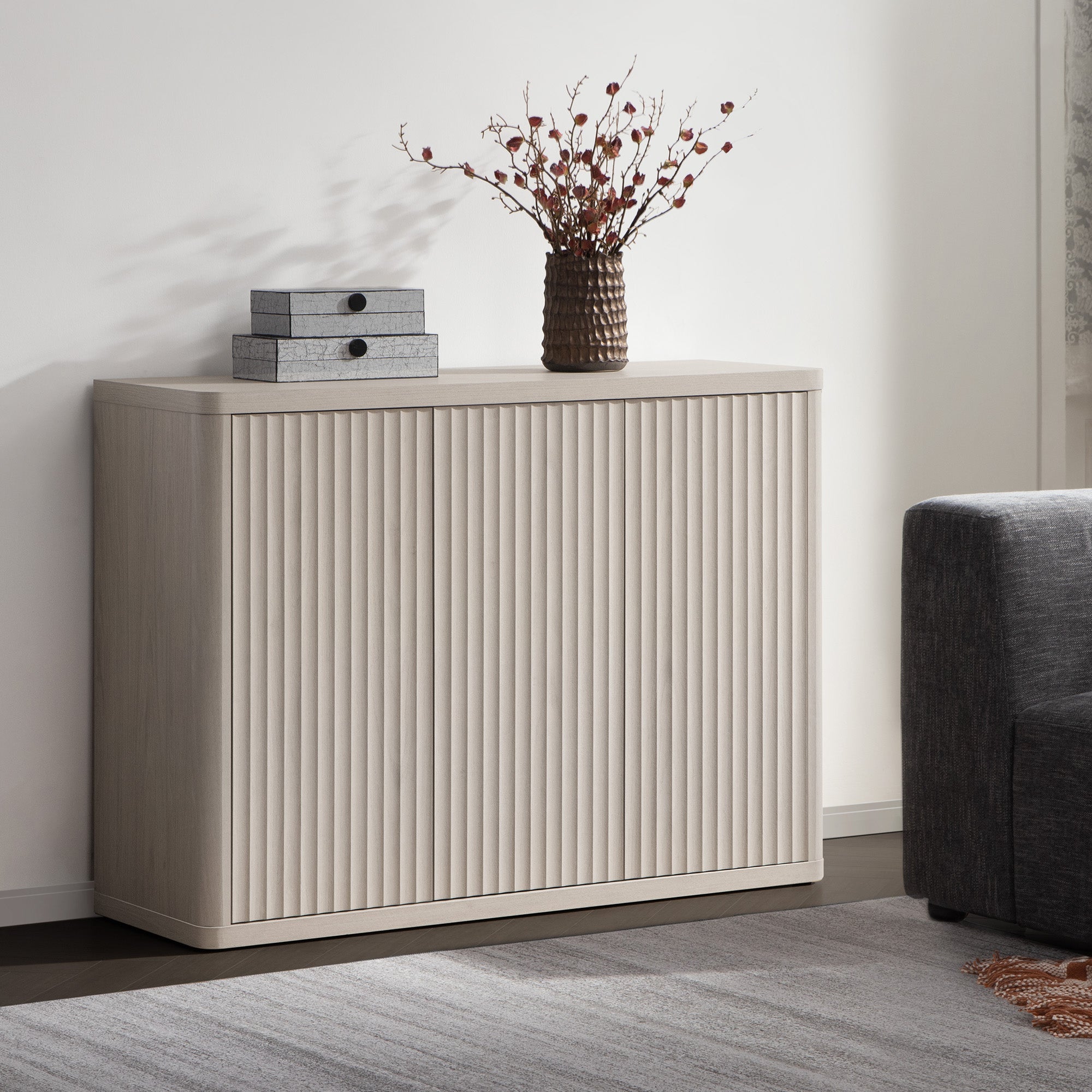 Cas Sideboard with 3 Doors