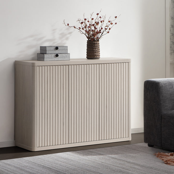 Cas Sideboard with 3 Doors