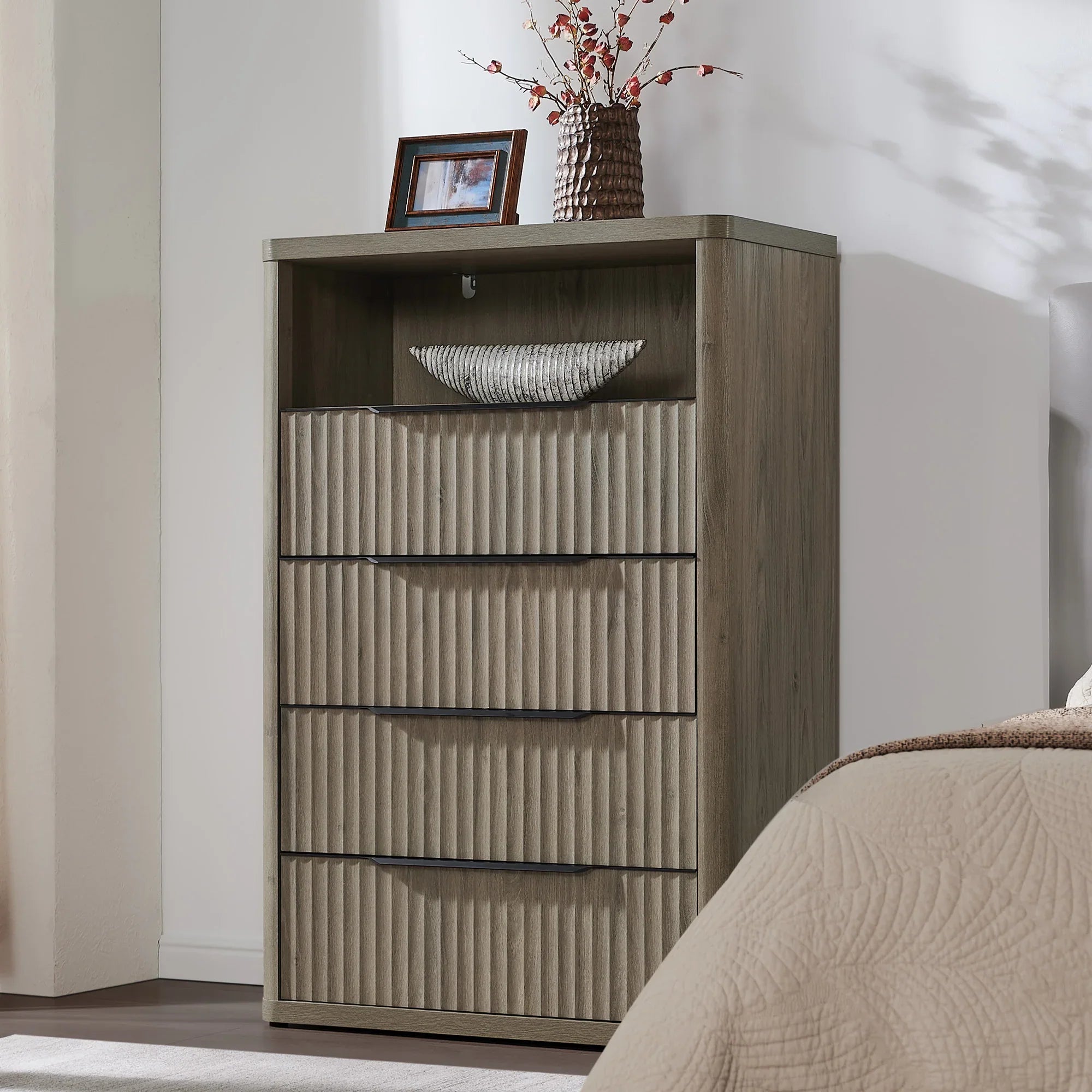 Cas Vertical 4 Drawers Dresser