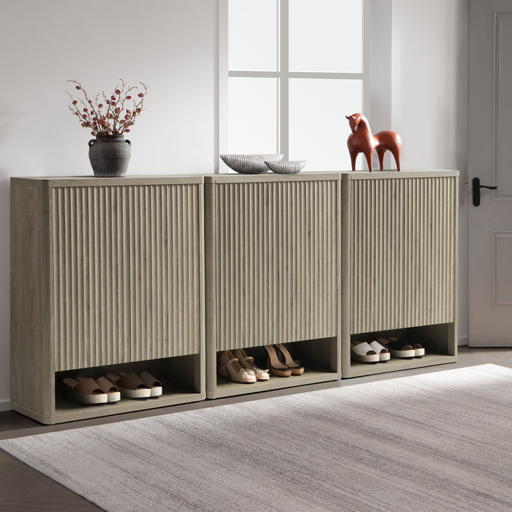 Cas Shoe Cabinet with Doors