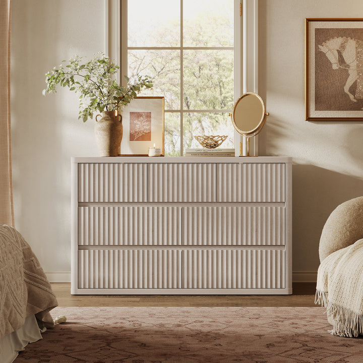 Cas 7-Drawer Dresser and 3-Drawer Nightstands Set