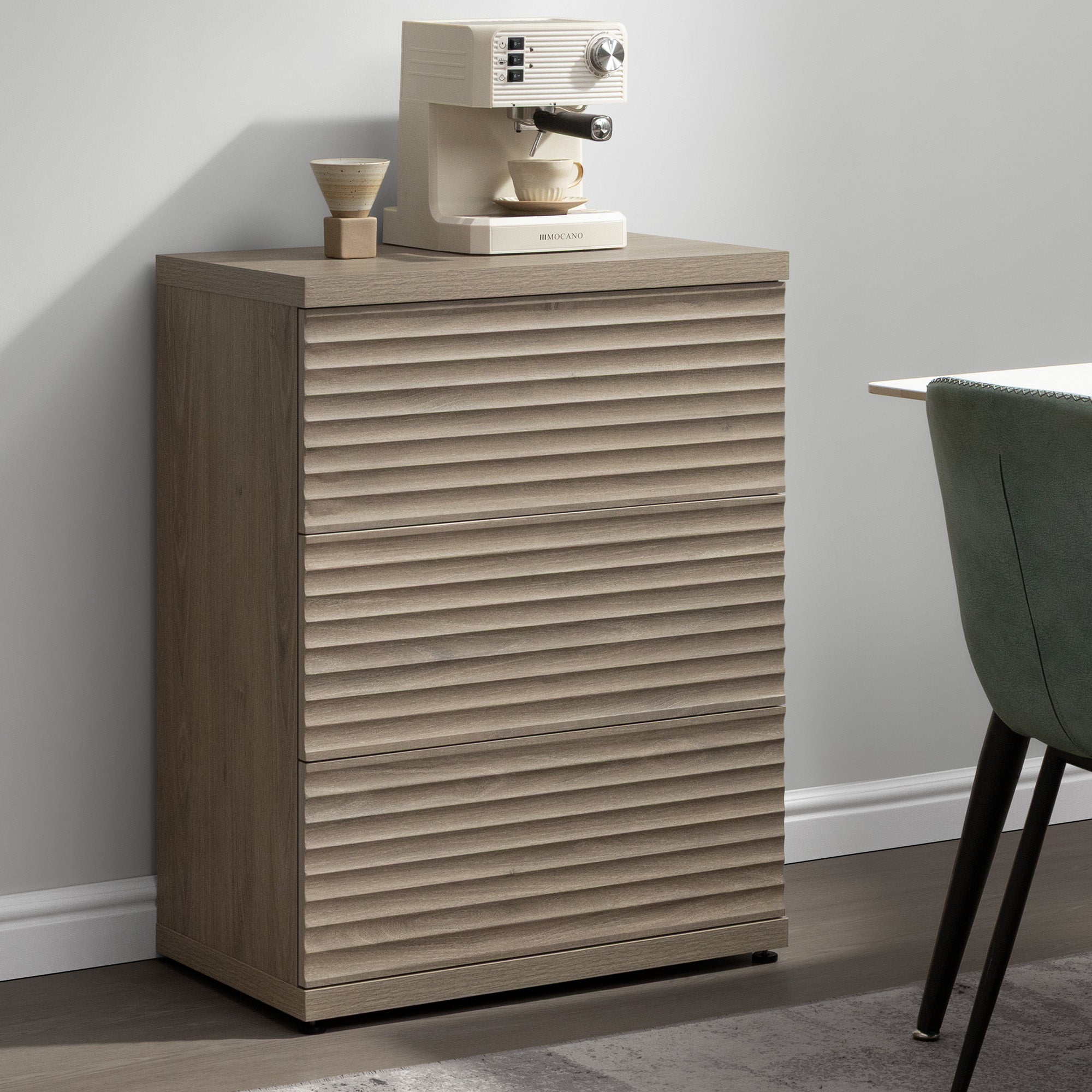 Stria 9-Drawer Dresser and Cas Nightstand Set