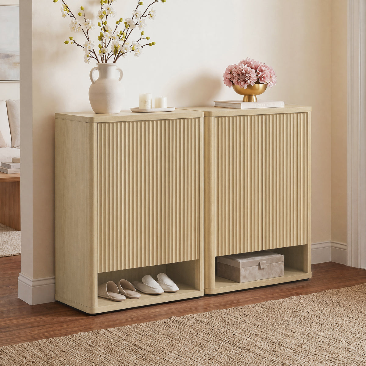 Cas 2-Door Shoe Cabinet, 20 Pairs